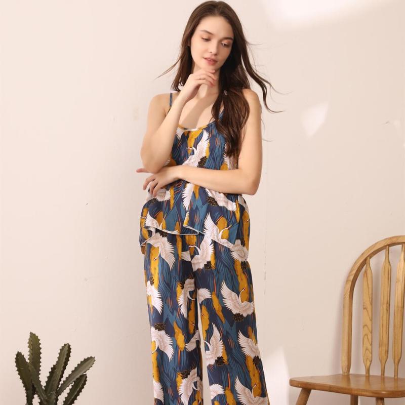 Spaghetti Strap Printing Sexy Women Pajamas V-Neck Female Summer Pajama Set Summer Fashion Female Sleepwear Cotton Homewear
Spaghetti Strap Printing Sexy Women Pajamas V-Neck Female Summer Pajama Set Summer Fashion Female Sleepwear Cotton Homewear