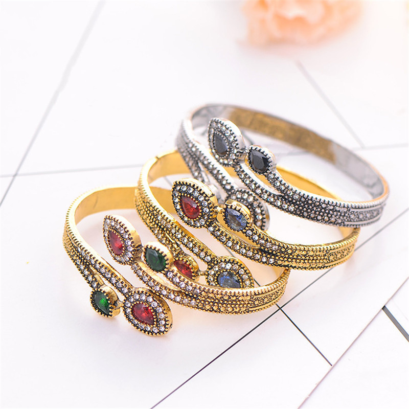 Free Shipping Elegant Trendy Women's/Girl's Gold Color Colorful Austrian Crystal Twist Bracelets & Bangles Jewelry Gifts
Free Shipping Elegant Trendy Women's/Girl's Gold Color Colorful Austrian Crystal Twist Bracelets & Bangles Jewelry Gifts
