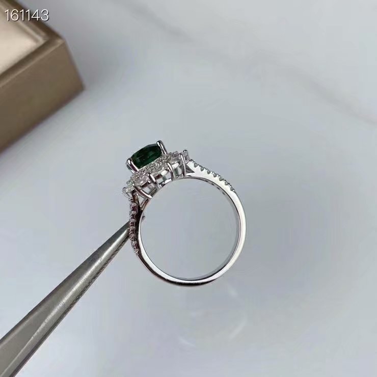 New spot emerald ring green 18karat gold inlaid emerald zircon inlaid superior green zircon