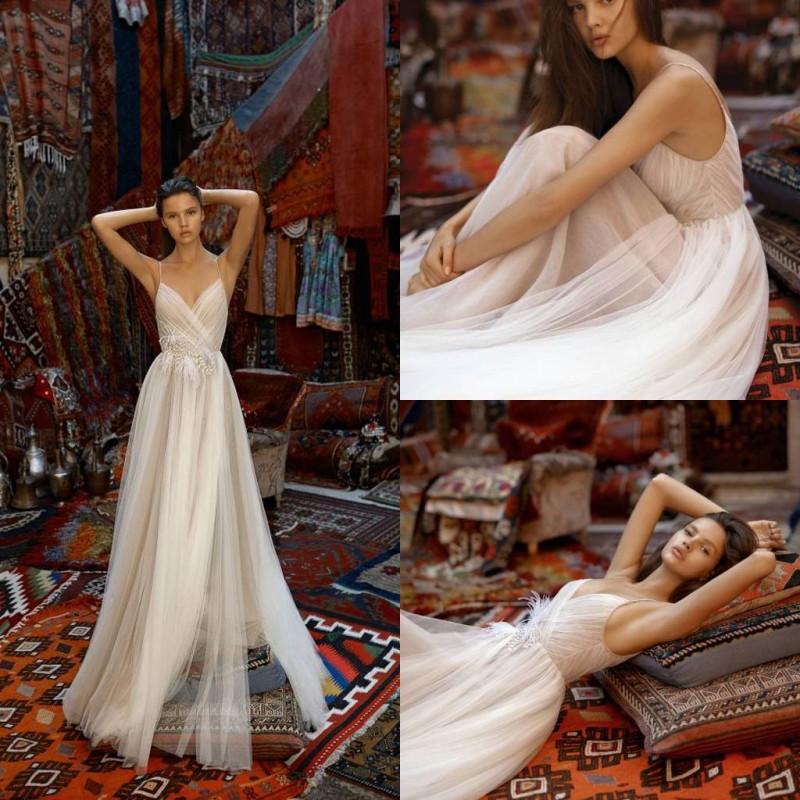 2020 Elegant A Line Wedding Dresses Spaghetti Applique Feather Wedding Gowns Tulle Sweep Train Gridal Gowns Vestidos De Novia