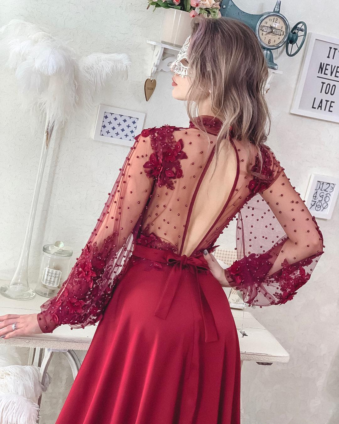 Burgundy Long Sleeve Evening Dresses High Neck Beads Hollow Satin Prom Gowns Plus Size Formal Party Dress Custom robes de soirée
