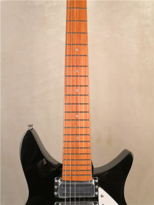 John Lennon 325 Short Scale Length 527mm 6 String Black Electric Guitar Bigs Tremolo, Gloss Paint Fingerboard, 5 Degree Angle Headstock