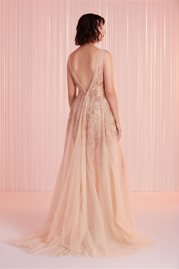 Fation Evening Dresses Deep-V Strap Dress Tulle Lace Dress Sweep Train Custom Made Sexy Prom Dress
