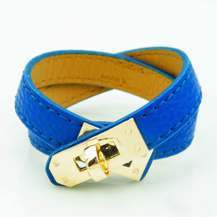 Popular fashion brand leather Designer bracelets for lady Design Women Party Wedding Luxury Jewelry With for Bride engagement