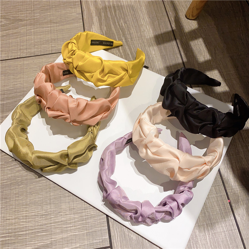 Other Korean Hair Hoop Solid Color Wide Edge Knotted Wash Headband Simple Fashion Woman Accessories Gift
Other Korean Hair Hoop Solid Color Wide Edge Knotted Wash Headband Simple Fashion Woman Accessories Gift