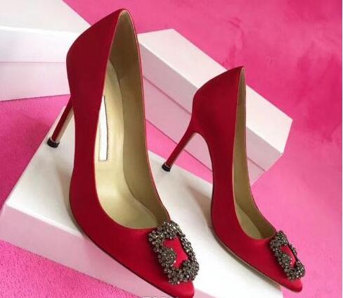 high quality designer party wedding shoes bride women ladies sandals fashion sexy dress shoes pointed toe high heels leather glitter, Black
high quality designer party wedding shoes bride women ladies sandals fashion sexy dress shoes pointed toe high heels leather glitter, Black