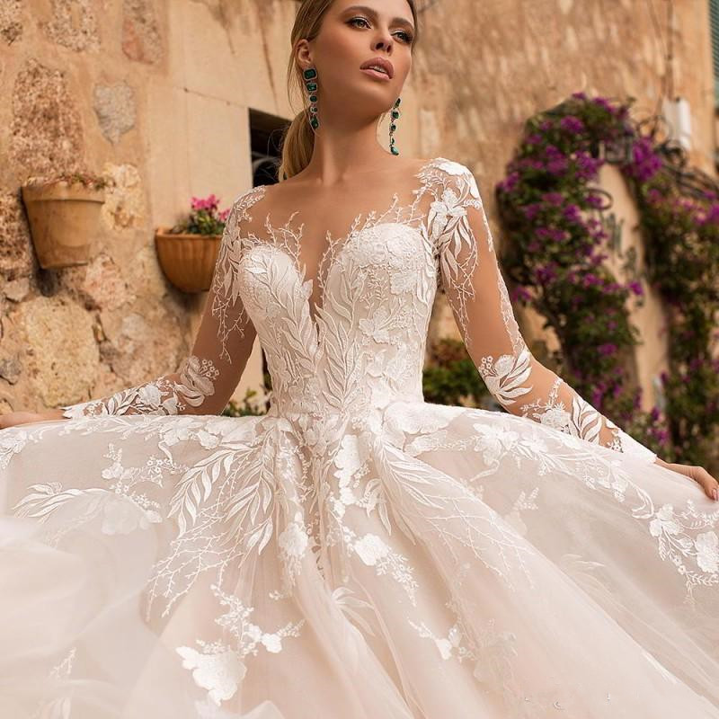 Naviblue 2020 New Wedding Dresses Sheer Neck Long Sleeve Lace Bridal Gowns robe de mariée Middle East Custom Beach Wedding Dress