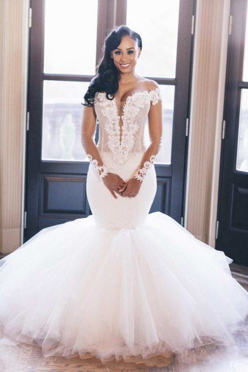 Quality Mermaid High Lace Wedding Dresses Sheer Plunging Neck Long Sleeves Bridal Gowns Sweep Train Trumpet Tulle Appliqued Robe De Marie