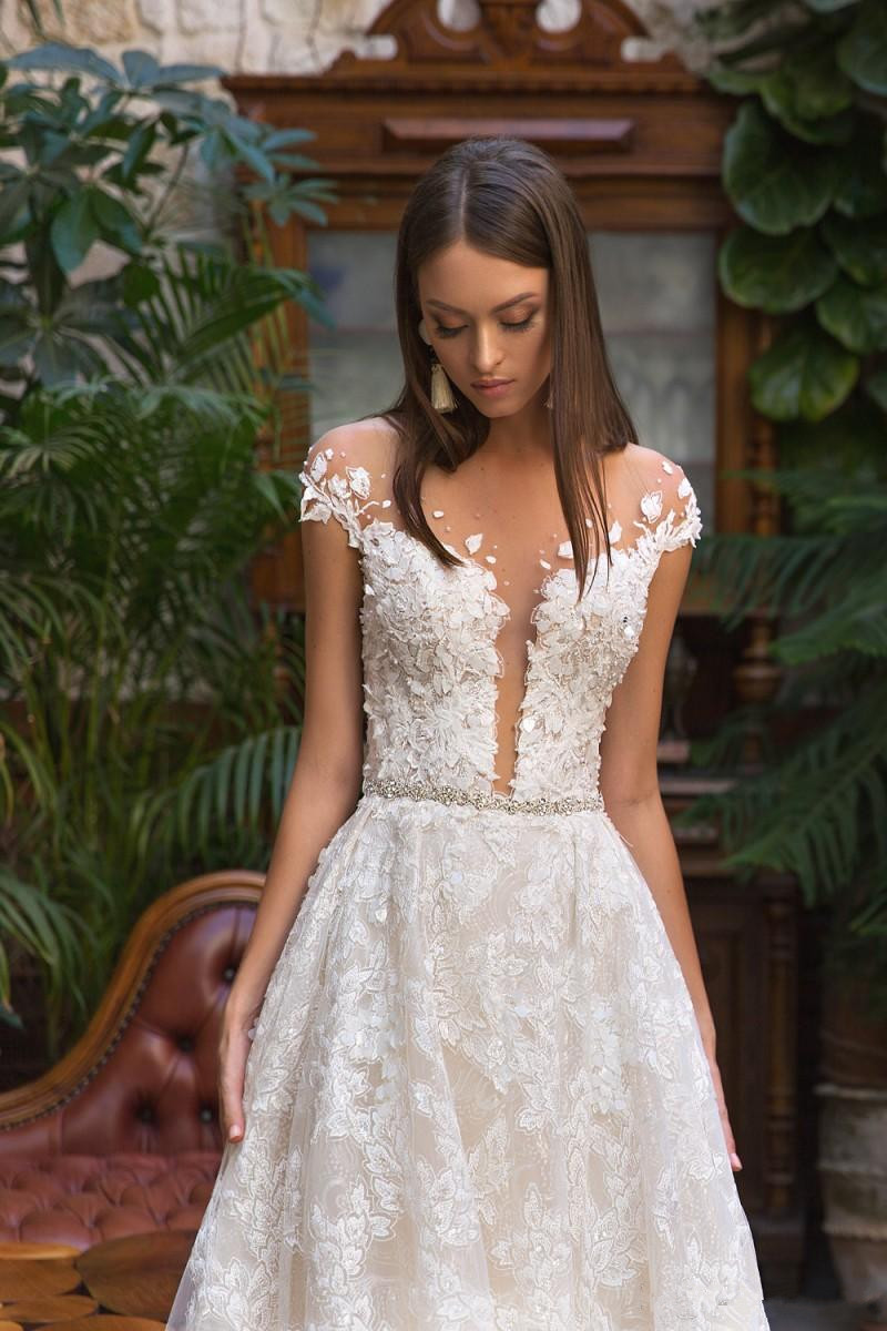 Eva Lendel 2019 Summer Beach Wedding Dresses Lace Applique Sheer Neck Elegant Vintage Bohemian Bridal Gowns Cheap Plus Size A Line