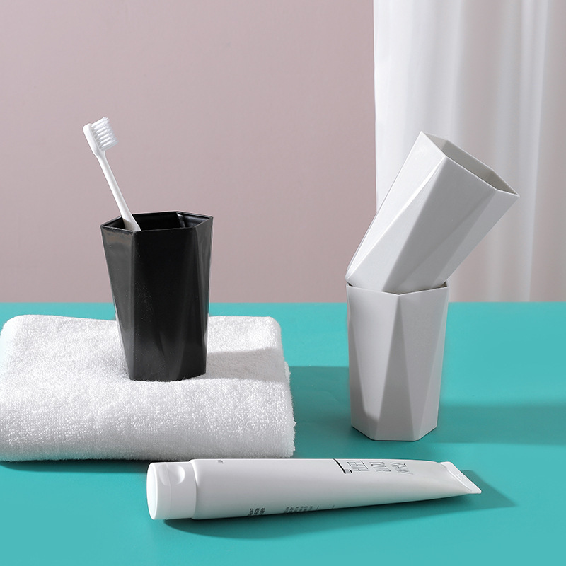 2505 Concise Gargle Cup Drink Water Glass Geometry Diamond Brush One 's Teeth Cup Household Lovers Toothbrush Toilets The
2505 Concise Gargle Cup Drink Water Glass Geometry Diamond Brush One 's Teeth Cup Household Lovers Toothbrush Toilets The