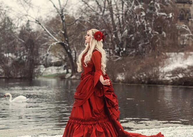 red gothic wedding dresses v neck ruffles long sleeve vintage victorian bridal dress tiered skirts satin vestidos de novia
