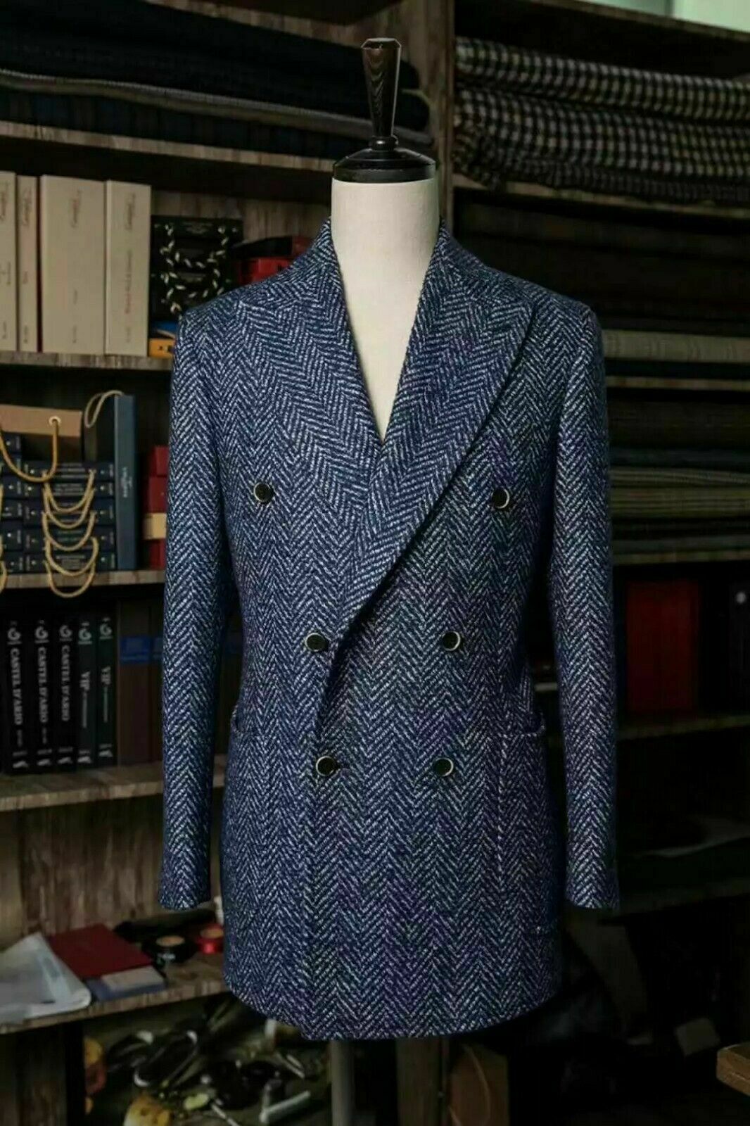 Navy Blue Plaid Thick Mens Wedding Suits Wool Peaked Lapel Groom Formal Wear Prom Tuxedos Best Man Blazer Suit Only One Piece