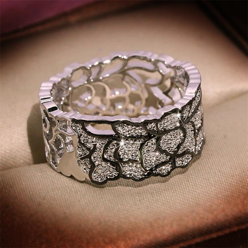 Unique Classic Fashion Jewelry Sweet Cute 925 Sterling Silver Lace Flower Pave White Sapphire CZ Diamond Hollow Women Wedding Band Ring Gift