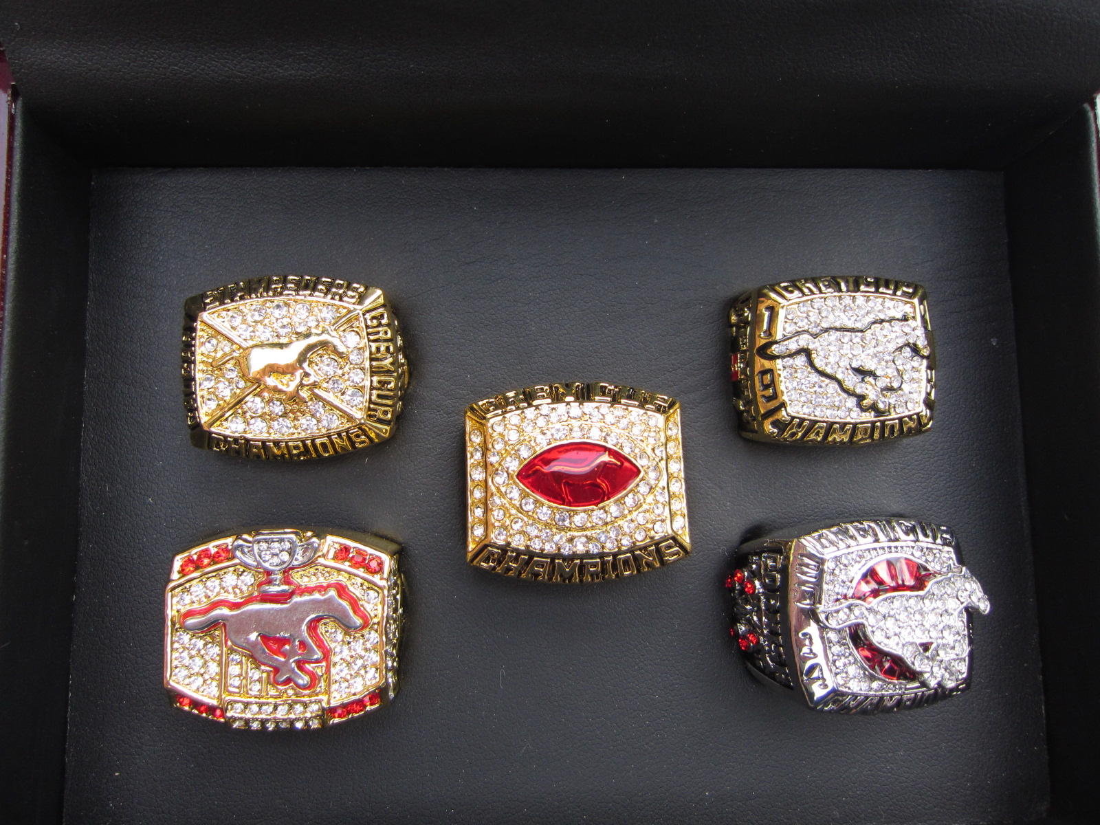 5PCS Calgary Stampeders Grey Cup Championship Ring Men Fan Souvenir Gift Wholesale 2019 Drop Shipping
5PCS Calgary Stampeders Grey Cup Championship Ring Men Fan Souvenir Gift Wholesale 2019 Drop Shipping