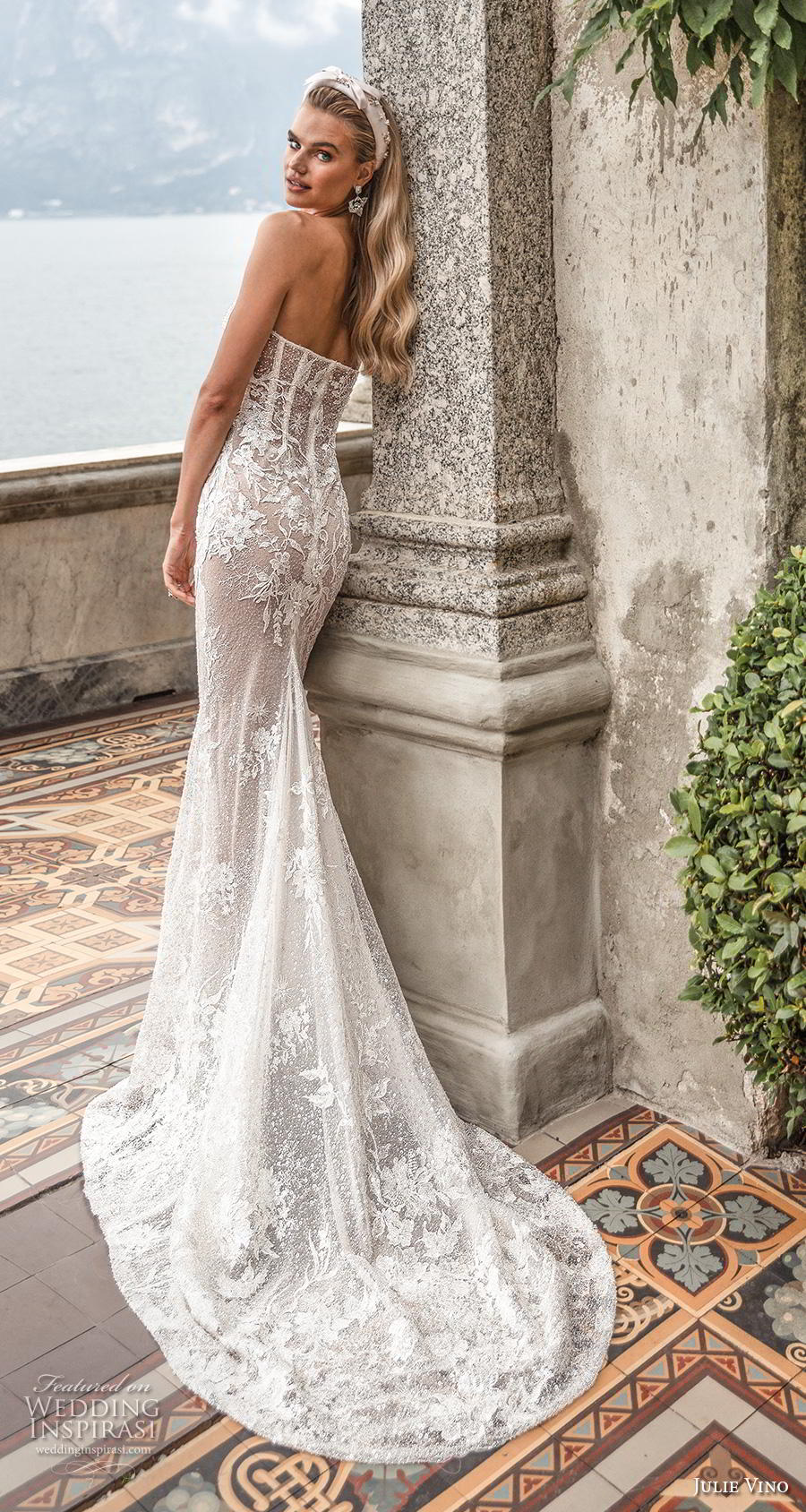 Graceful Mermaid Lace Wedding Dresses Sequined Strapless Neck Appliqued Bridal Gowns Plus Size Sweep Train robes de mariée