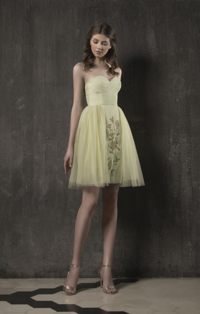 Elegant Light Yellow Short Prom Dress Strapless Knee Length Party Dresses Lace Applique Party Evening Gown