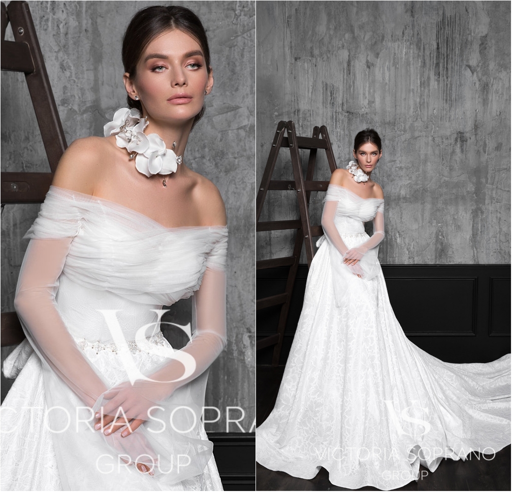 New Fashion Wedding Dresses Off Shoulder Sheer Long Sleeve A Line Bridal Gowns Sexy Backless Lace Appliques Bohemian Wedding Dress