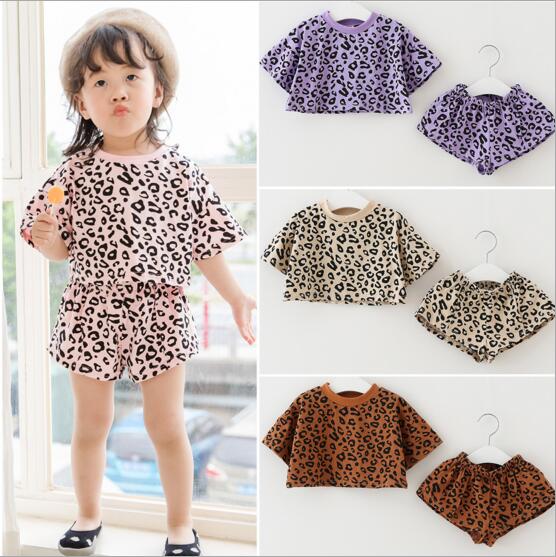 Summer Clothing Sets Leopard Print Kids Clothing Summer Short Sleeve Top + short Children Outfits 2 pcs sets, Accept the size and color choose
Summer Clothing Sets Leopard Print Kids Clothing Summer Short Sleeve Top + short Children Outfits 2 pcs sets, Accept the size and color choose