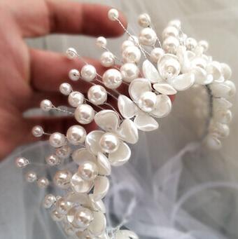 New 2019 Handmade Forehead Jewelry Wedding Headpiece Tiara Bridal Headband Crystal Rhinestone Hair Accessories Vintage Women Hairbands
New 2019 Handmade Forehead Jewelry Wedding Headpiece Tiara Bridal Headband Crystal Rhinestone Hair Accessories Vintage Women Hairbands