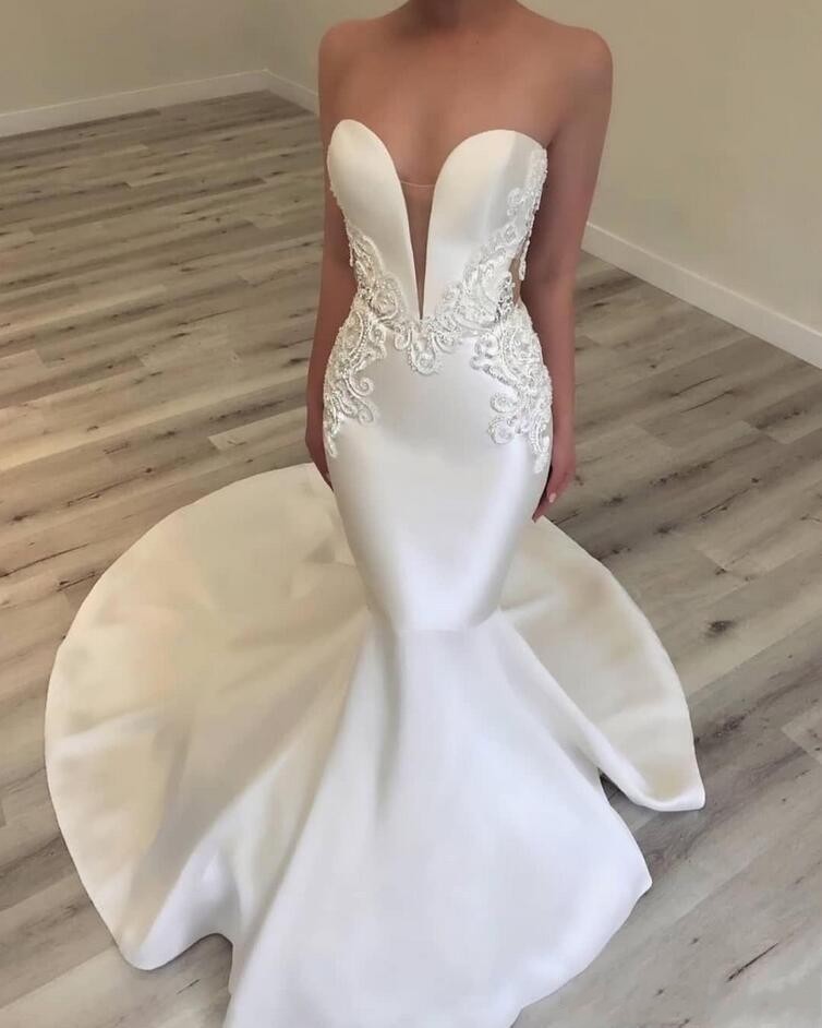 New Sexy Sweetheart Mermaid Wedding Dresses Lace Appliques Beads Sleeveless Backless Sweep Train Arabic Plus Size Formal Bridal Gowns