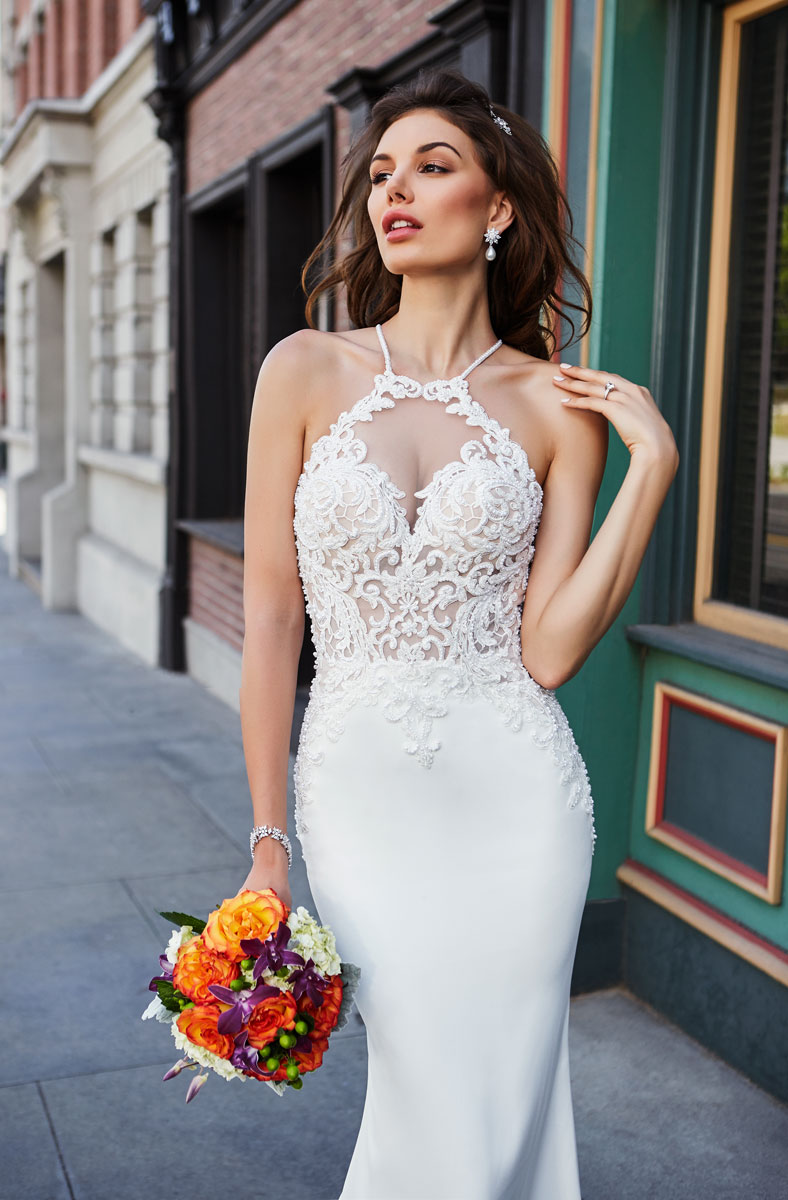 Mermaid Lace Fabulous Beaded Wedding Dresses Halter Neck Plus Size See Through Back Bridal Gowns Sweep Train Robe De Marie