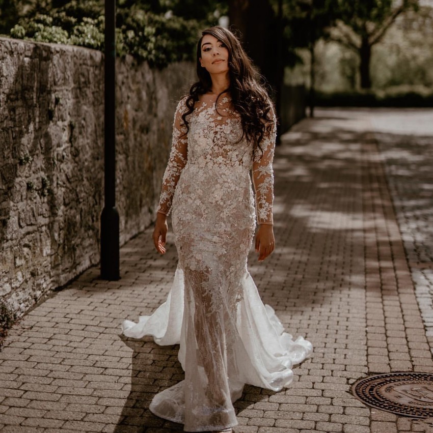 Plus Chic Mermaid Size Wedding Dresses Beaded Sheer Bateau Neck Lace Appliqued Long Sleeves Bridal Gowns Sweep Train Robe De Marie