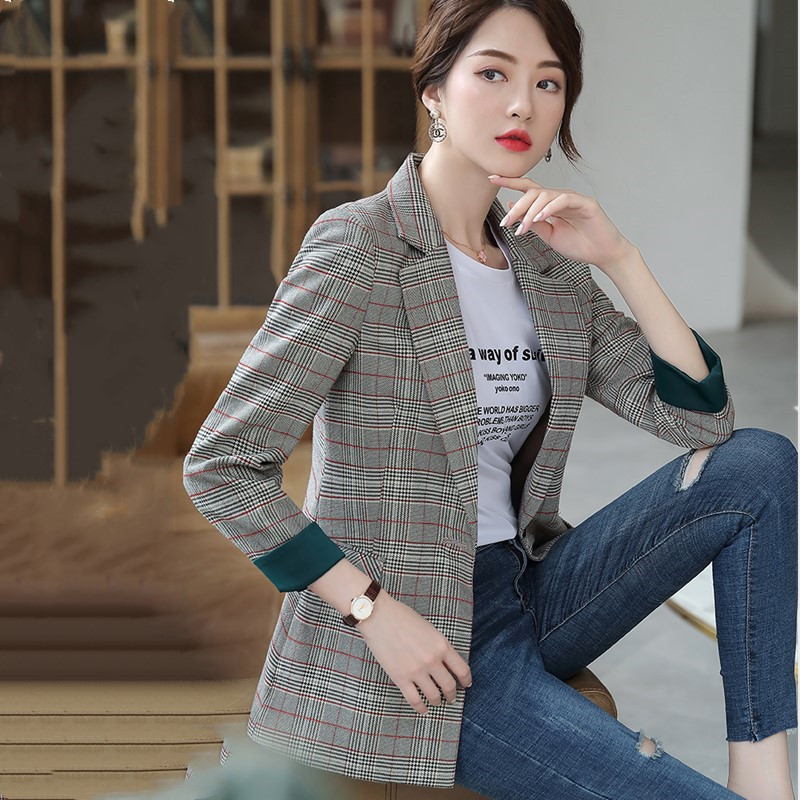 Plaid small suit jacket women 2019 autumn new British style retro loose Korean casual jacket, Black
Plaid small suit jacket women 2019 autumn new British style retro loose Korean casual jacket, Black