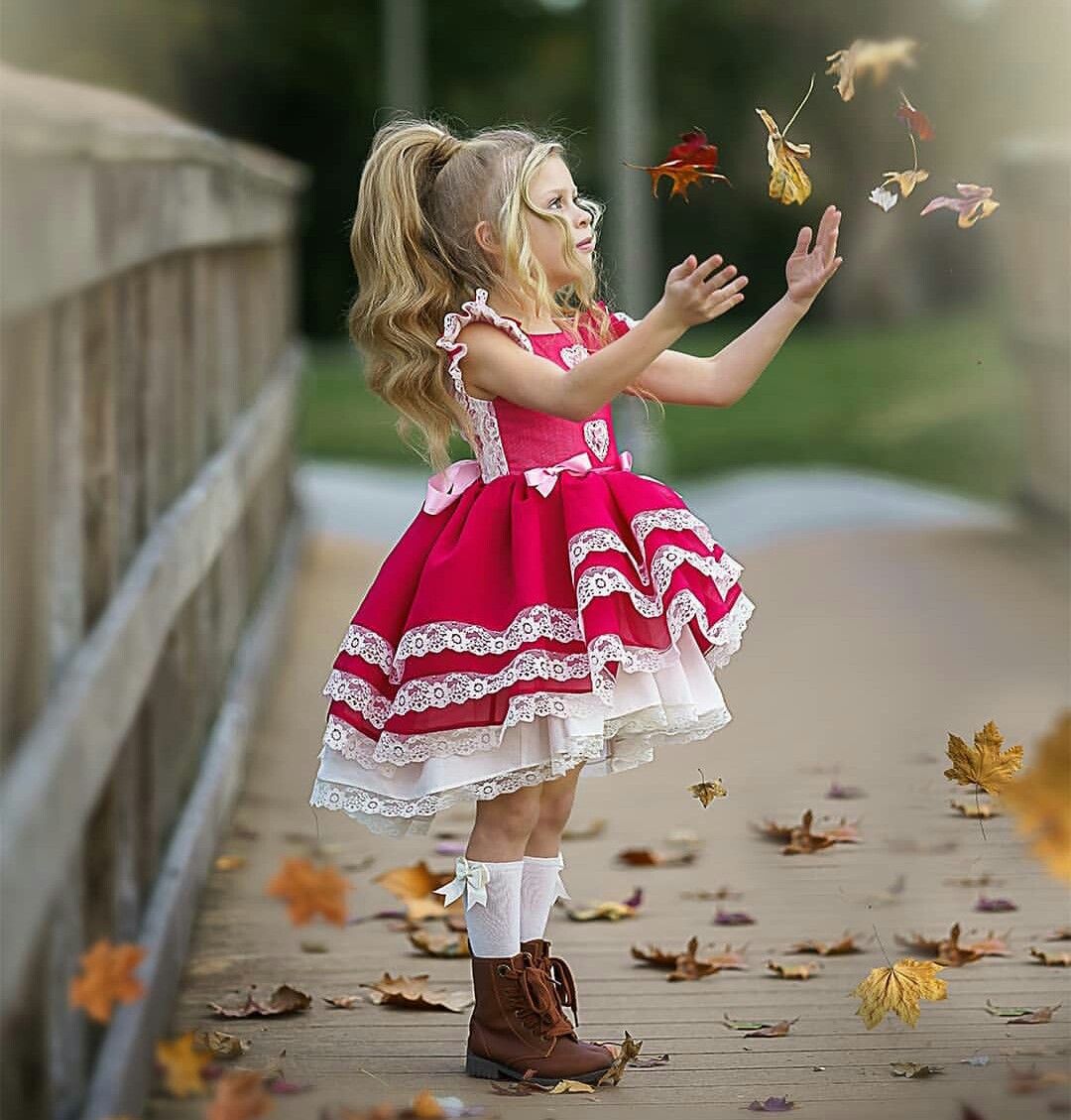 Cute 2020 Flower Girls Dresses For Wedding Multilayer Hi Lo Red Satin Lace Kids Formal Wear Jewel Ruffles Girl Pegeant Dress 0508