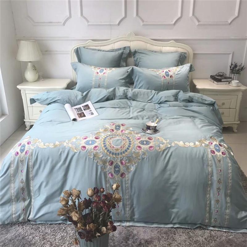 43 bed linens soft bedclothes Egyptian cotton embroidery royal Bedding set queen king size duvet cover pillowcases, Color 1
43 bed linens soft bedclothes Egyptian cotton embroidery royal Bedding set queen king size duvet cover pillowcases, Color 1