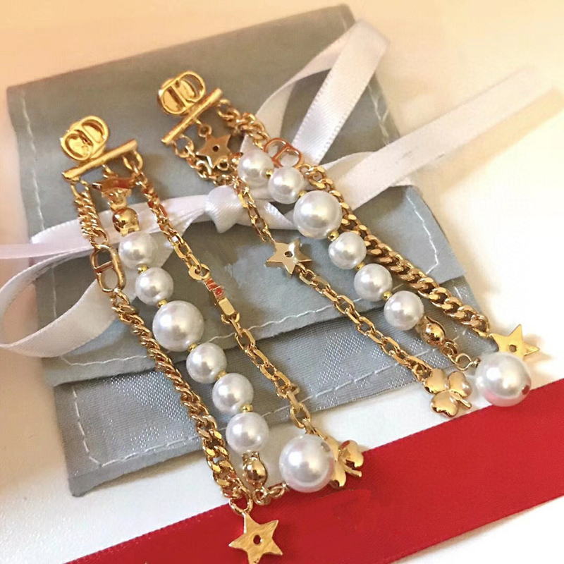C1591 Korean wave all over the stars exquisite pearl earrings women declaration multi layered long fringe letter flowers eardrop, Golden;silver
C1591 Korean wave all over the stars exquisite pearl earrings women declaration multi layered long fringe letter flowers eardrop, Golden;silver
