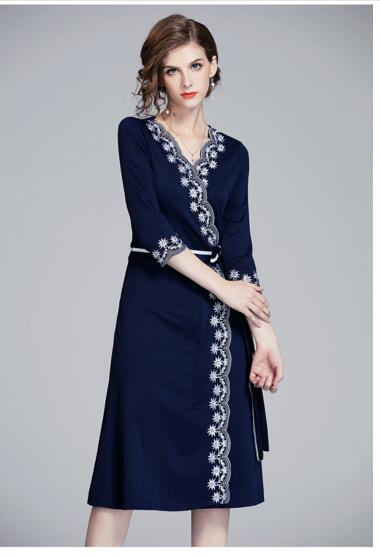 Big high-end heavy industry embroidered women's mid-length temperament waist dress, Blue
Big high-end heavy industry embroidered women's mid-length temperament waist dress, Blue