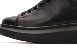 Designer-ive Triple Black White Leather Suede Mens Flat Casual Shoe 36-44 vintage Platform sneakers, Black leather
Designer-ive Triple Black White Leather Suede Mens Flat Casual Shoe 36-44 vintage Platform sneakers, Black leather