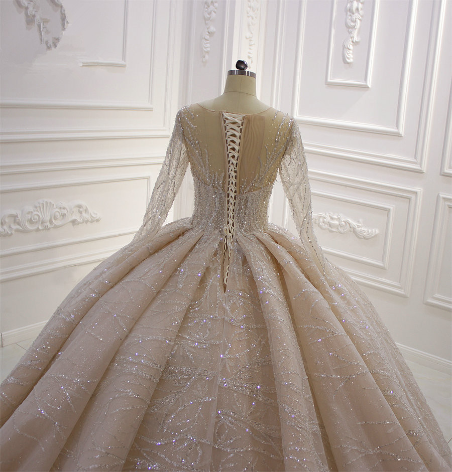 Champagne Shiny Beads Ball Gown Wedding Dresses Jewel Neck Long Sleeves Bridal Dresses Beaded Sequins Plus Size Wedding Gowns