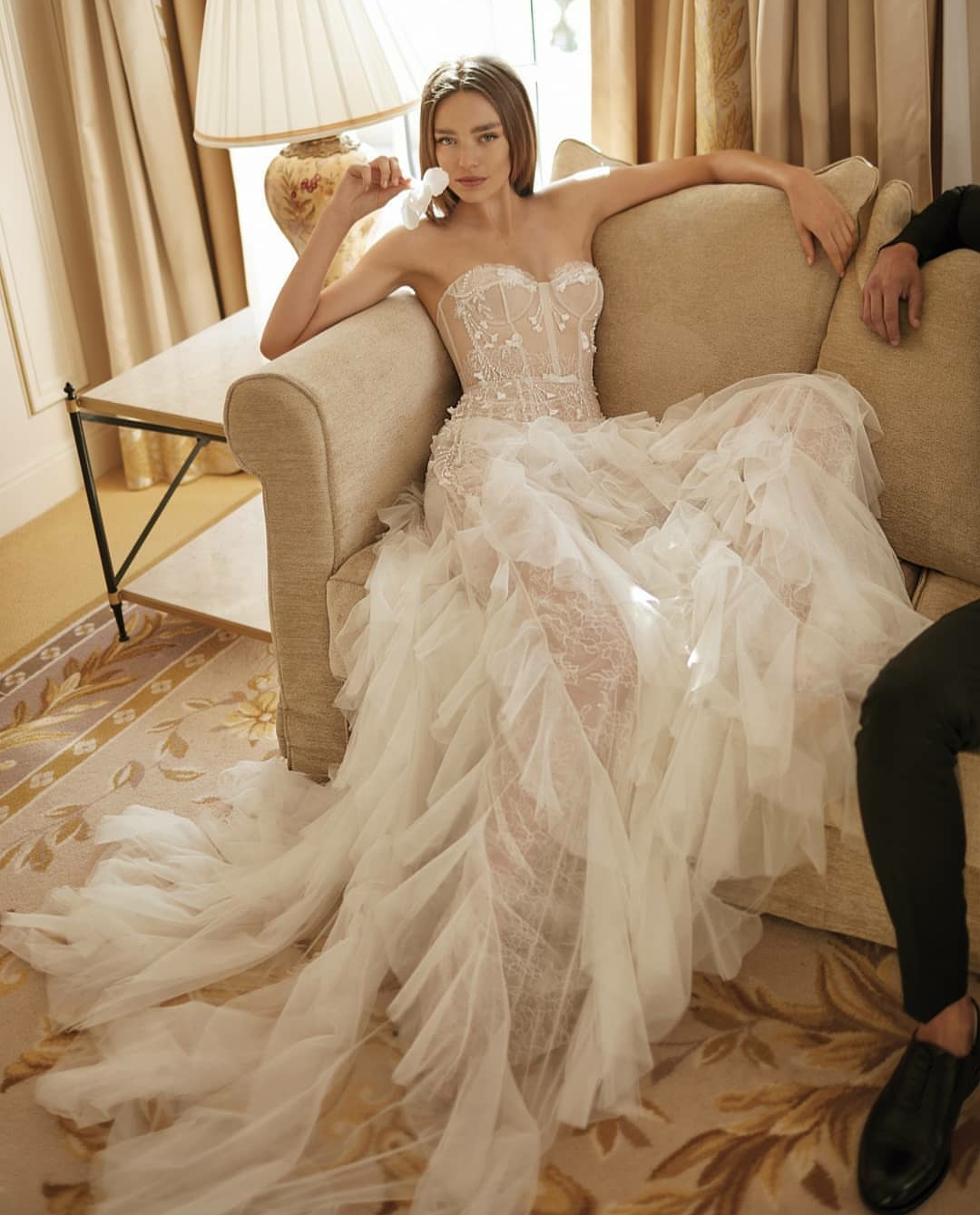 romantic lace wedding dresses sweetheart illusion exposed boning tulle ruffles bridal gowns backless sexy beach wedding dress