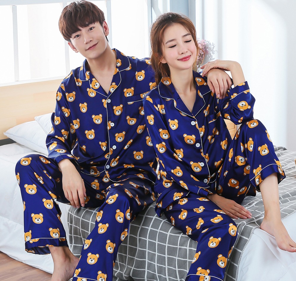 New Arrivals 2018 Lovers Pyjamas Women Silk Satin Pajama Sets Cartoon Bear Couple Pajamas For Women Sleepwear Sets Pijama Mujer, 004 men(short)
New Arrivals 2018 Lovers Pyjamas Women Silk Satin Pajama Sets Cartoon Bear Couple Pajamas For Women Sleepwear Sets Pijama Mujer, 004 men(short)