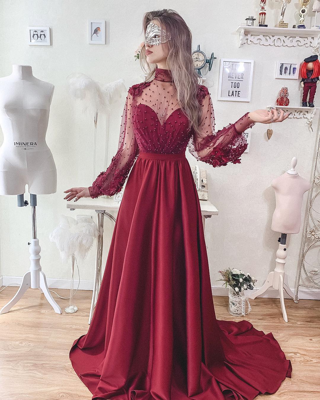 Burgundy Long Sleeve Evening Dresses High Neck Beads Hollow Satin Prom Gowns Plus Size Formal Party Dress Custom robes de soirée
