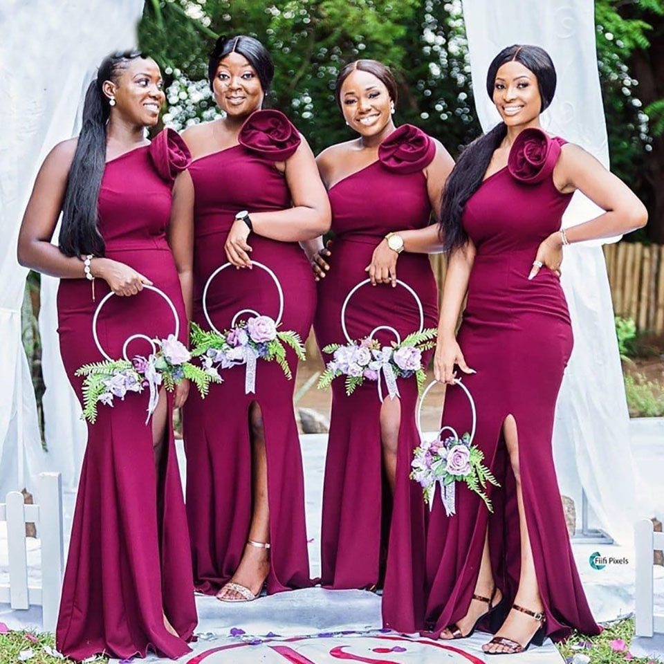 One Shoulder Mermaid Bridesmaid Dresses Side Split 3D Flowers Long Wedding Guest Dress Maid Of Honor Gowns Cheap
One Shoulder Mermaid Bridesmaid Dresses Side Split 3D Flowers Long Wedding Guest Dress Maid Of Honor Gowns Cheap