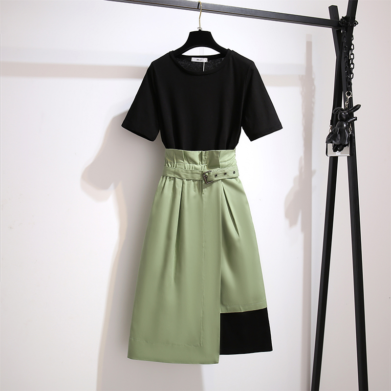 high quality 2020 Summer women o neck short sleeve black long dress and irregular skirt set women two piece sets with belt, Picture color
high quality 2020 Summer women o neck short sleeve black long dress and irregular skirt set women two piece sets with belt, Picture color