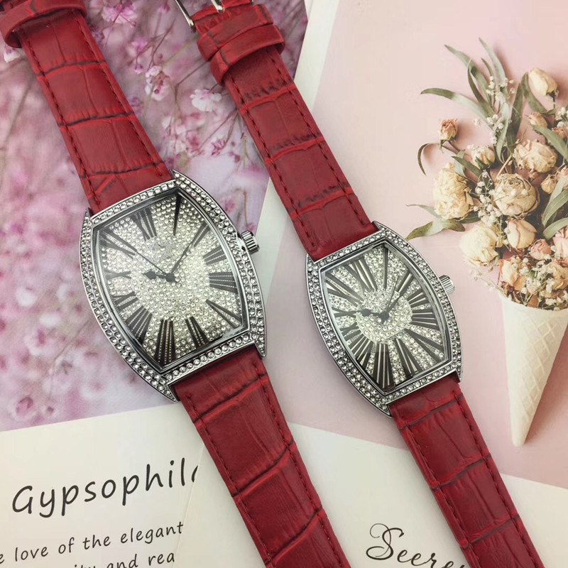 2020 New FRANCK Brand high quality Luxury fashion Quartz watches for men and women Sell like hot cakes Couples Leather watch
2020 New FRANCK Brand high quality Luxury fashion Quartz watches for men and women Sell like hot cakes Couples Leather watch