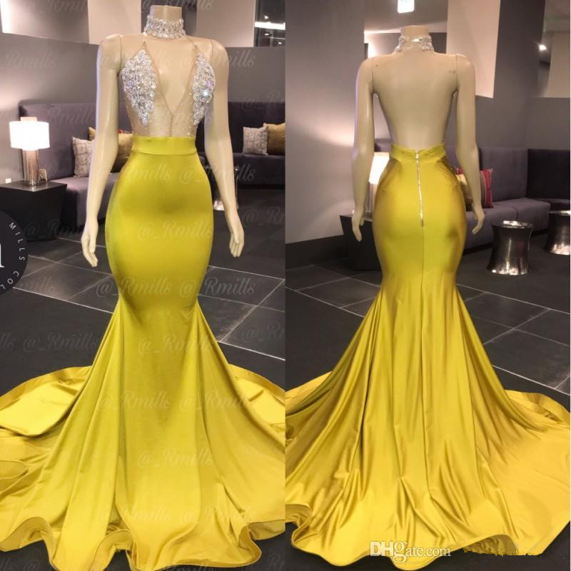 2020 Yellow V Neck Sleeveless Mermaid Prom Dresses Sweep Train Beaded Rhinestones Satin Formal Party African Backless Evening Dress, Green
2020 Yellow V Neck Sleeveless Mermaid Prom Dresses Sweep Train Beaded Rhinestones Satin Formal Party African Backless Evening Dress, Green