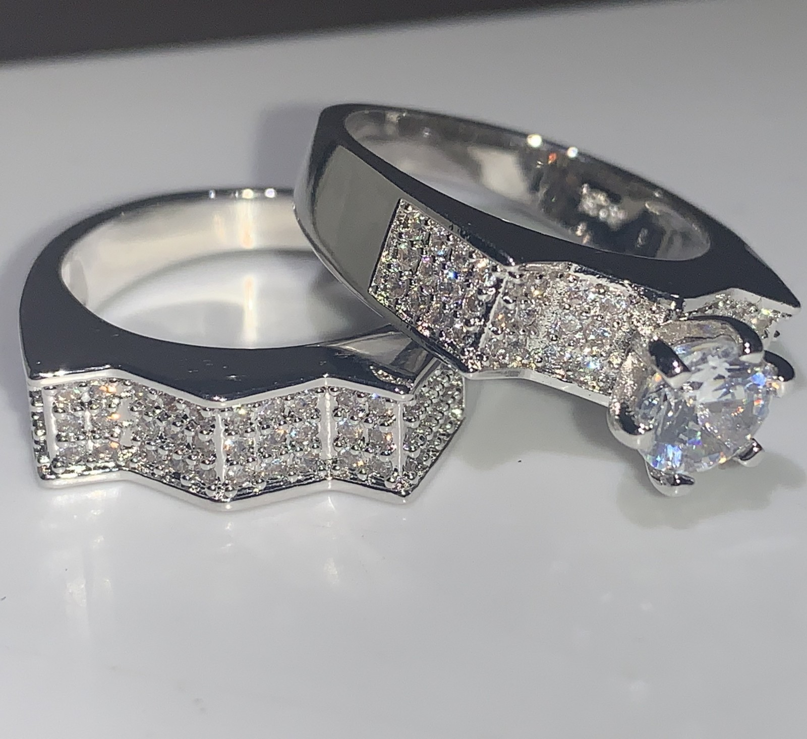 2019 New Arrival Luxury Jewelry 925 Sterling Silver Couple Rings Pave White Saphire CZ Diamond Women Wedding Bridal Ring Set For Lovers Gift