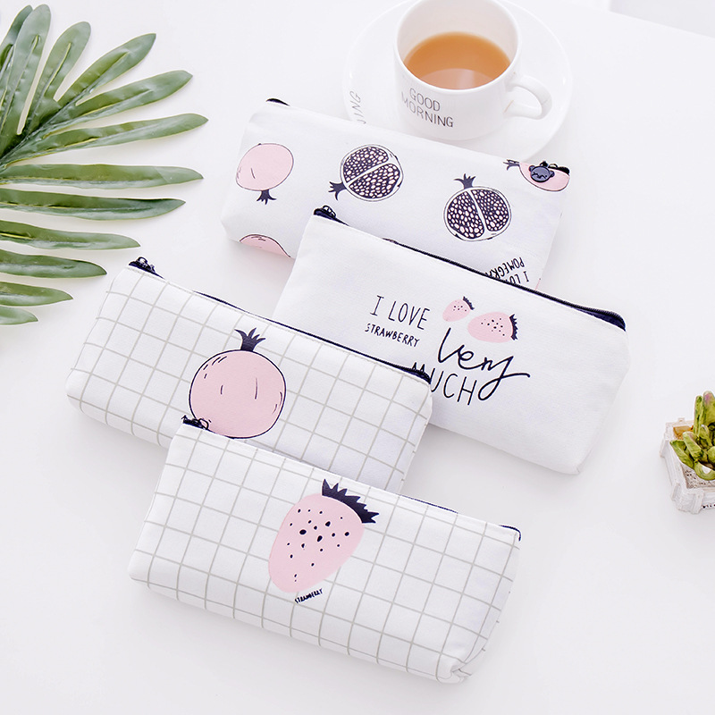 White Grid Fruit Pencil Cases Canvas Strawberry School Pen Storage Pencil Bags Cute Box Stationery Pouch 1pc/pack
White Grid Fruit Pencil Cases Canvas Strawberry School Pen Storage Pencil Bags Cute Box Stationery Pouch 1pc/pack