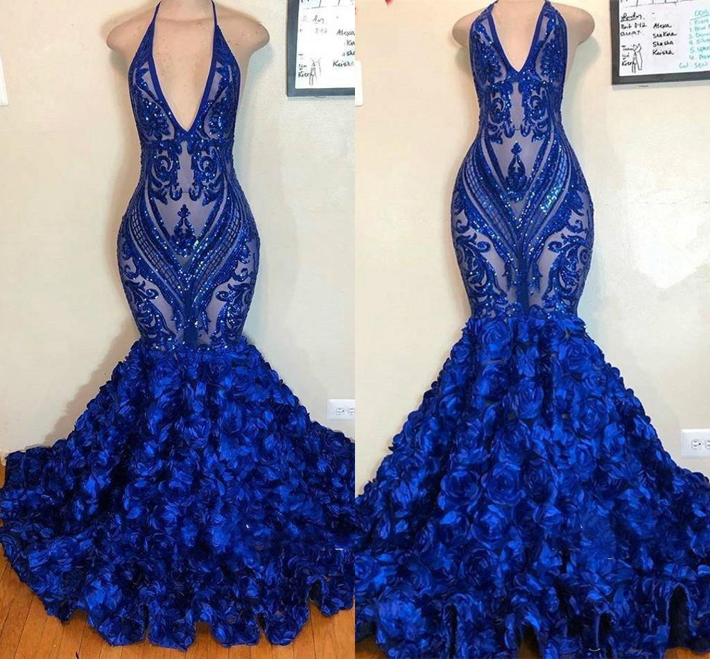 2019 Dubai Arabic Royal Blue Mermaid Prom Dresses Halter Neck V Neck Handmade Flowers Floor Length Formal Dress Special Occasion Gowns