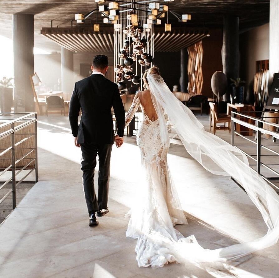 2020 Country Mermaid Dresses Plus Size Lace Backless Long Sleeve vestidos de novia V Neck Illusion Tulle Bridal Wedding Gowns