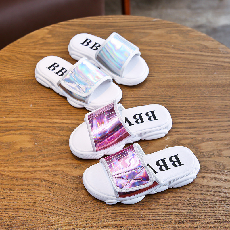 Girls Slippers 2020 Summer New Little Princess Sandals Soft Bottom Non-slip Children's Shoes Korean Home Kids Outdoor Slippers1