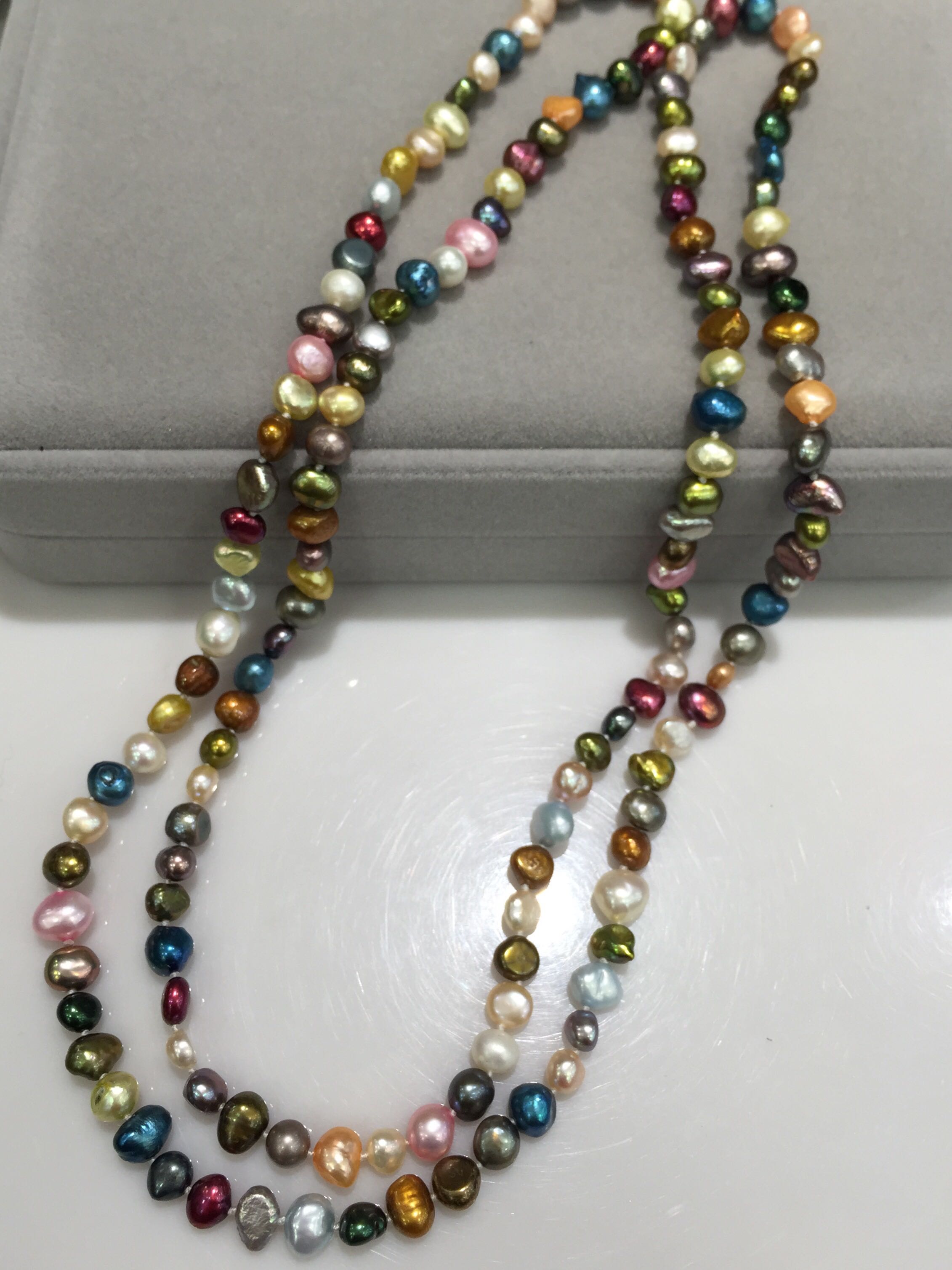 Hand knotted 100cm 5-6mm natural color freshwater baroque pearl sweater chain necklace fashion jewelry 2pc/lot
Hand knotted 100cm 5-6mm natural color freshwater baroque pearl sweater chain necklace fashion jewelry 2pc/lot