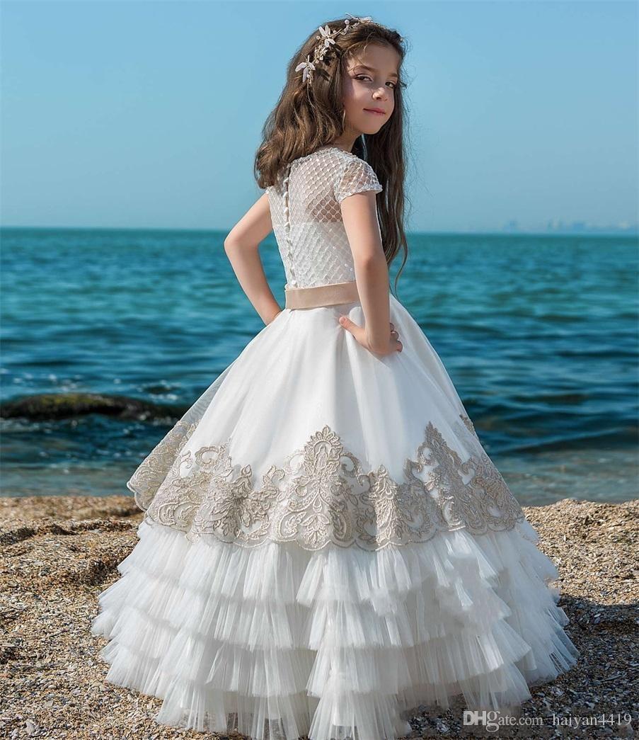 Flower Lovely Girl Dresses for Weddings Jewel Neck Tulle Appliques Short Sleeve Beaded Tiered Ruffles Girls Pageant Dress Prom Gowns s