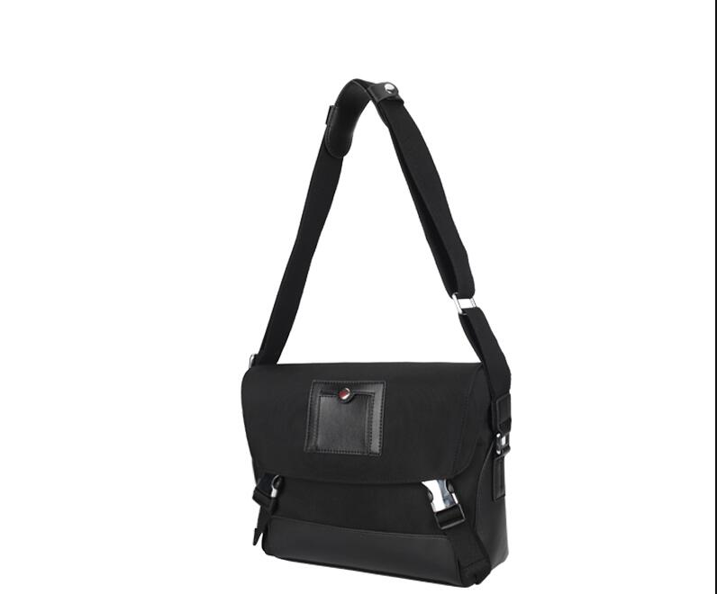 2020 New man bag cross body bags fashion designer crossbody bag men mens designer bag Size 36x25*6cm model 9907
2020 New man bag cross body bags fashion designer crossbody bag men mens designer bag Size 36x25*6cm model 9907