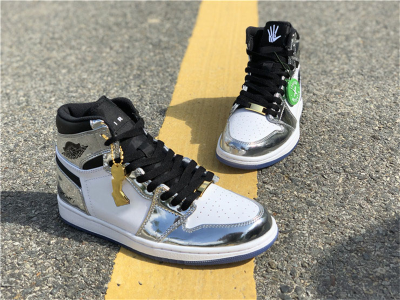 2018 Release Authentic 1 High OG Think 16 Pass The Torch 1S Men Basketball Shoes Sports Sneakers With Original Box AQ7476-016
2018 Release Authentic 1 High OG Think 16 Pass The Torch 1S Men Basketball Shoes Sports Sneakers With Original Box AQ7476-016