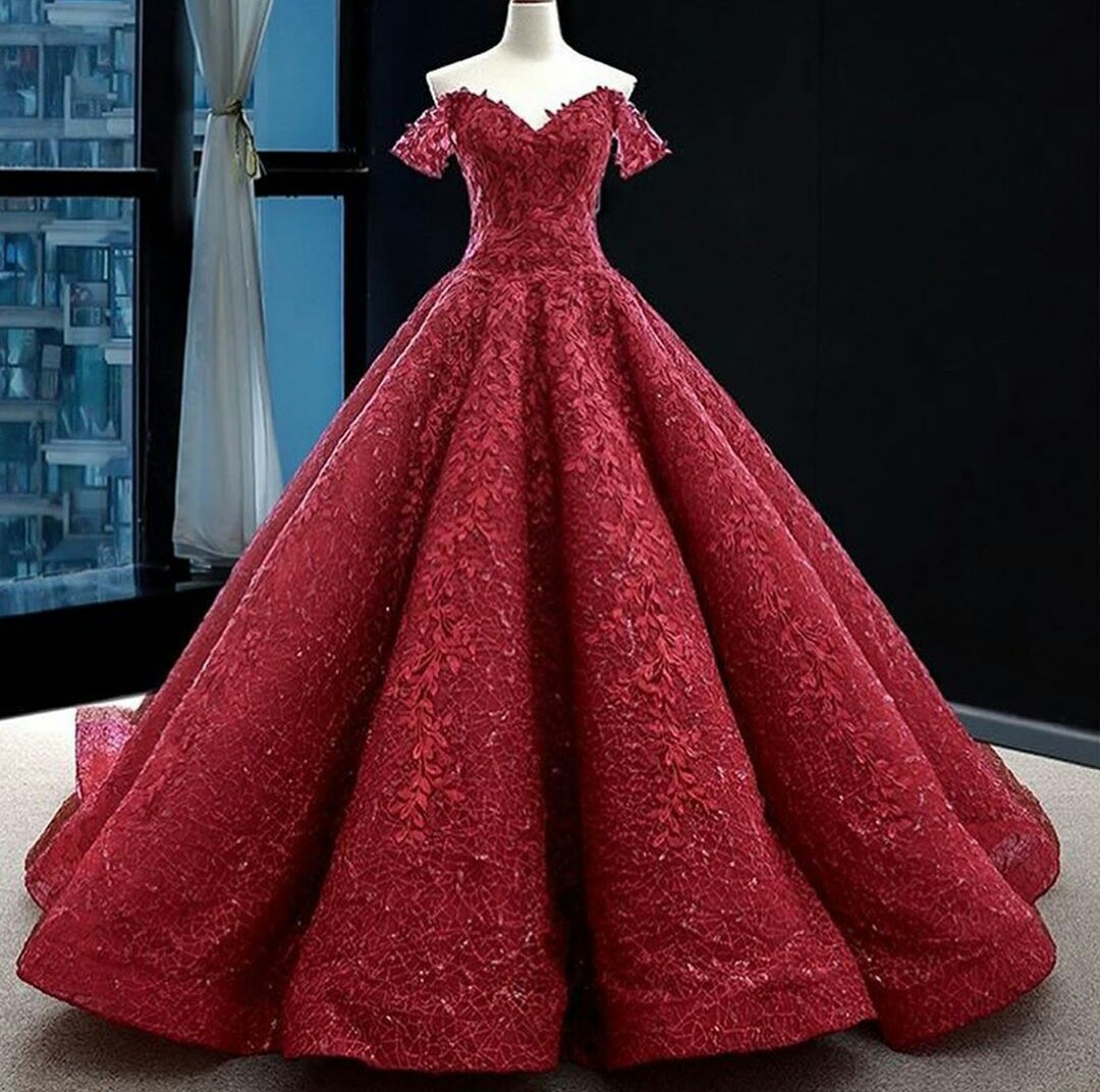 Luxury Dark Red Evening Dresses Off The Shouder Lace Appliqued Glitter Ball Gown Prom Dress Custom Made Quinceanera Party Gowns, Brown
Luxury Dark Red Evening Dresses Off The Shouder Lace Appliqued Glitter Ball Gown Prom Dress Custom Made Quinceanera Party Gowns, Brown